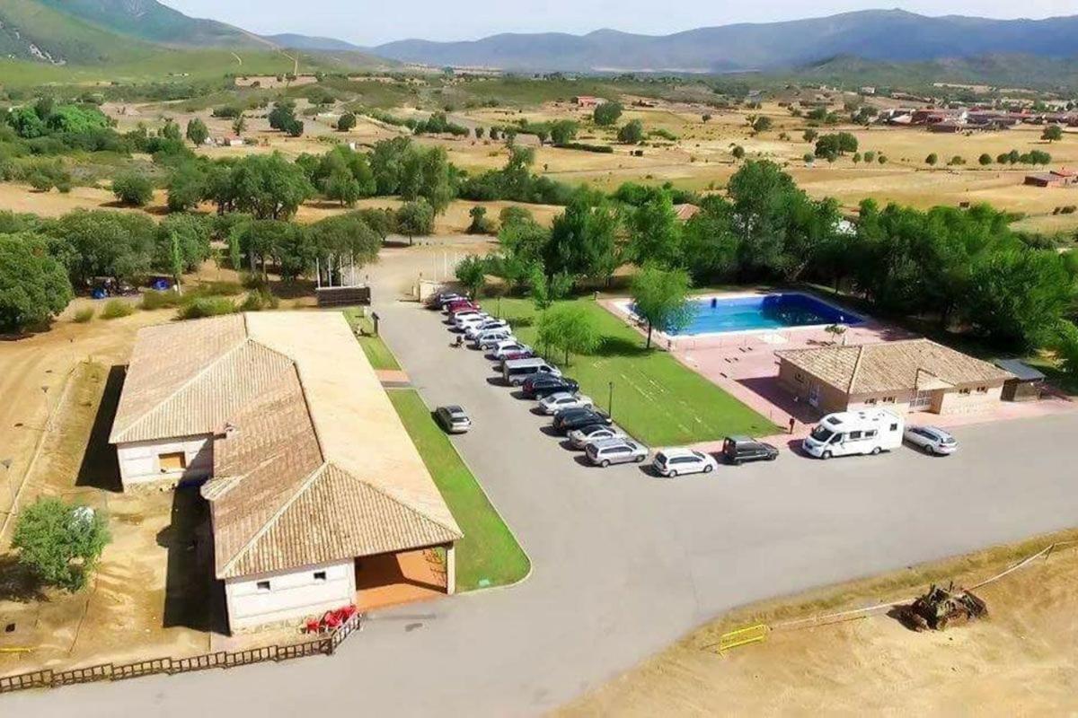 Kampaoh Cabañeros Navas de Estena Exterior foto
